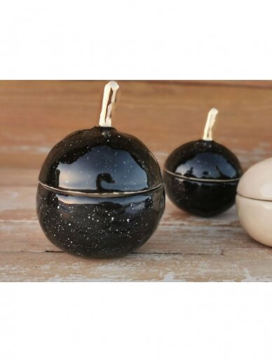 Keramikos dėžutė „Auksuotas juodas obuoliukas“